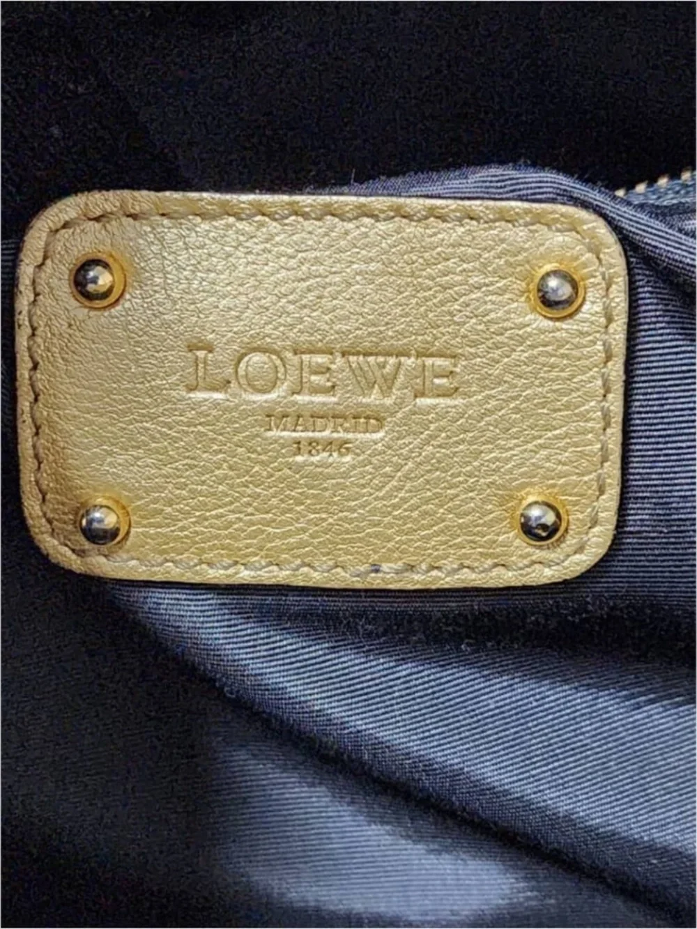 Authentic LOEWE Metallic Goatskin Amazona 36 Shoulder Bag Gold
